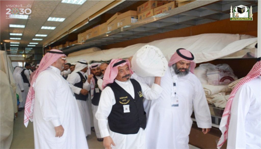 penggantian-kiswah-kakbah-2